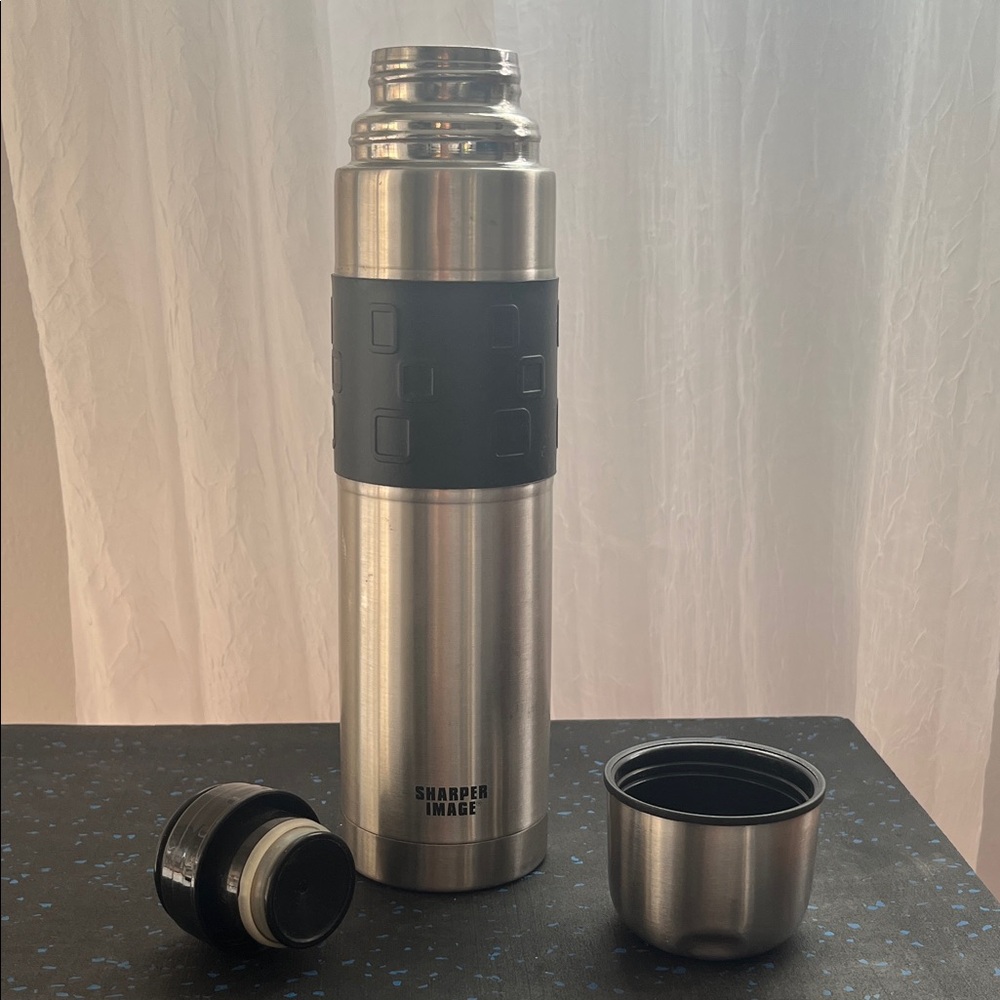 🌷 Sharper Image Silver and Black Insulated Bottle/Thermos